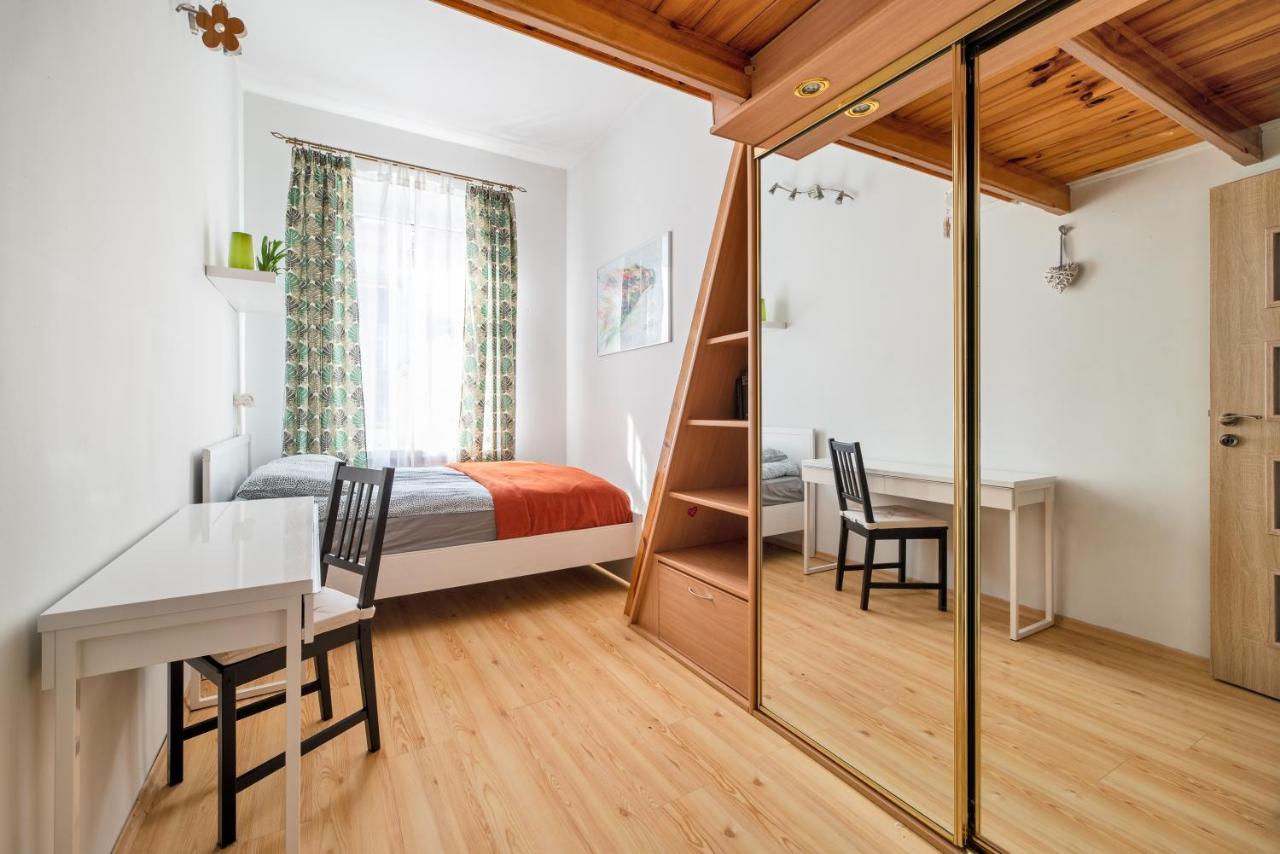 Apartment In City Center Danzica Esterno foto