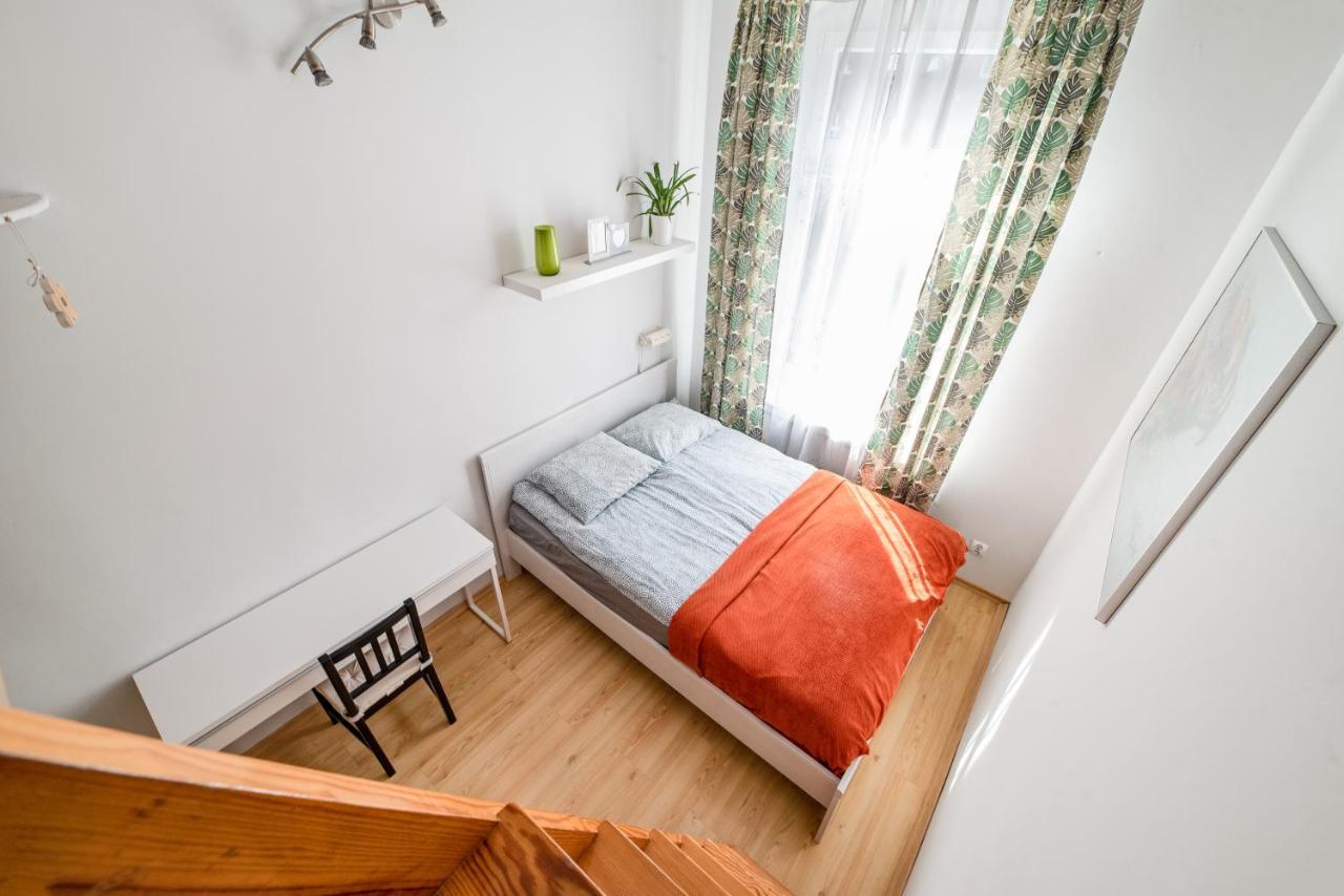 Apartment In City Center Danzica Esterno foto
